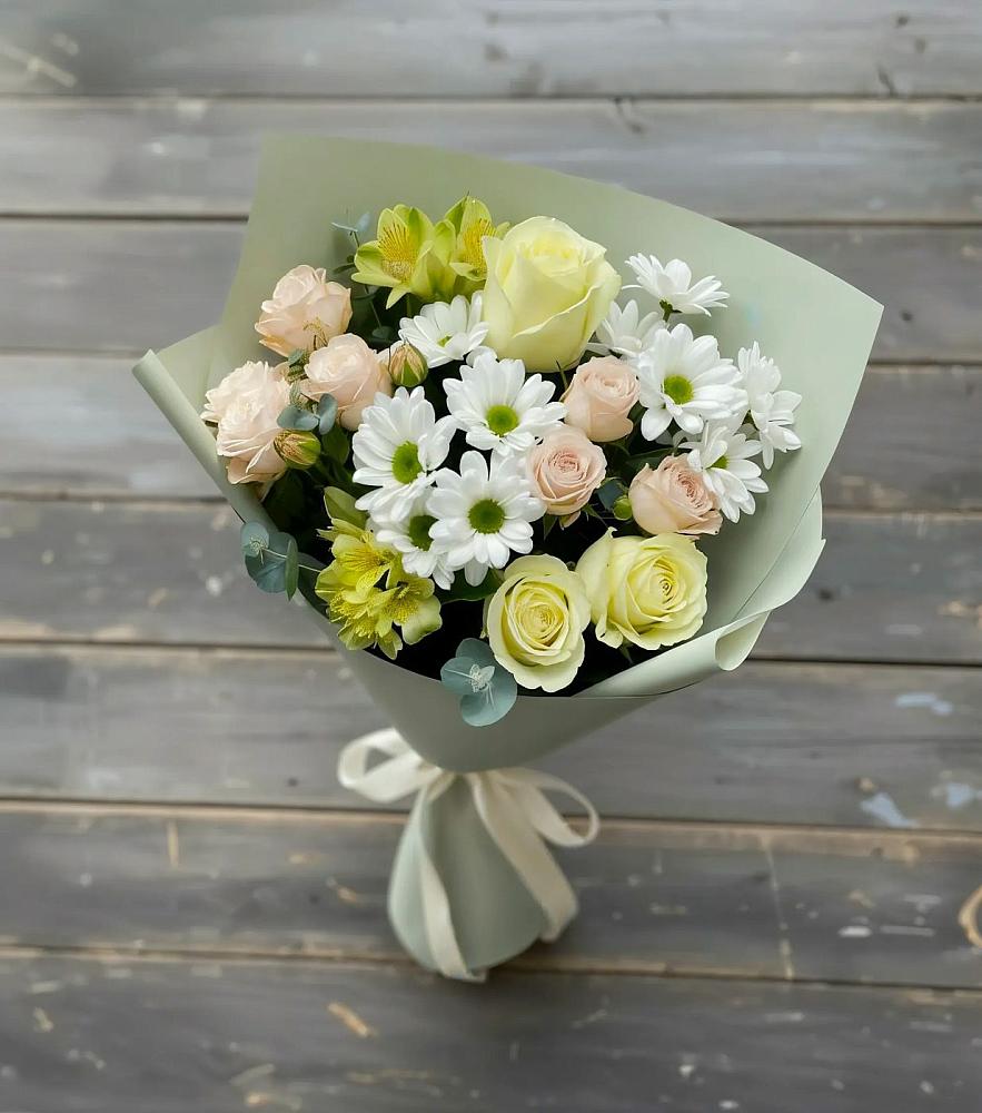 Букет цветов из: Альстромерии, Розы и Хризантемы в Кондопоге