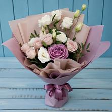 Букет цветов из:  Розы и Лизиантусы в Кондопоге
