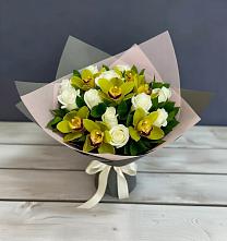 Букет цветов из:  Орхидеи и Розы в Кондопоге