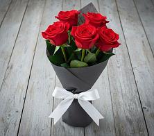 Букет 5 Красных роз Эдлесс Лав #REPLACE_PRED# Кондопоге