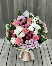 Букет цветов из:  Альстромерии, Гвоздики, Розы и Хризантемы в Кондопоге