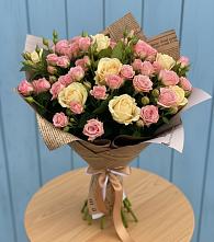Букет цветов из:  Розы в Кондопоге
