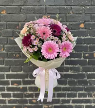 Букет цветов из:  Герберы и Хризантемы в Кондопоге